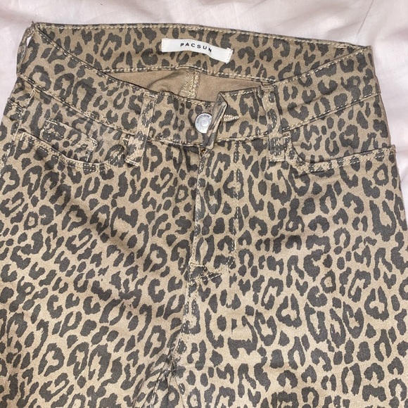 PACSUN cheetah print jeans size 22 - Picture 2 of 3